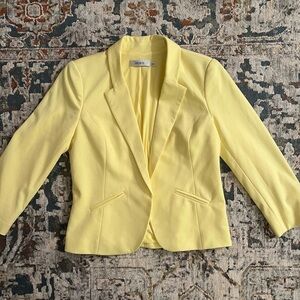 LOVELY RICKI’S PONTE KNIT OPEN YELLOW SPRING BLAZER M